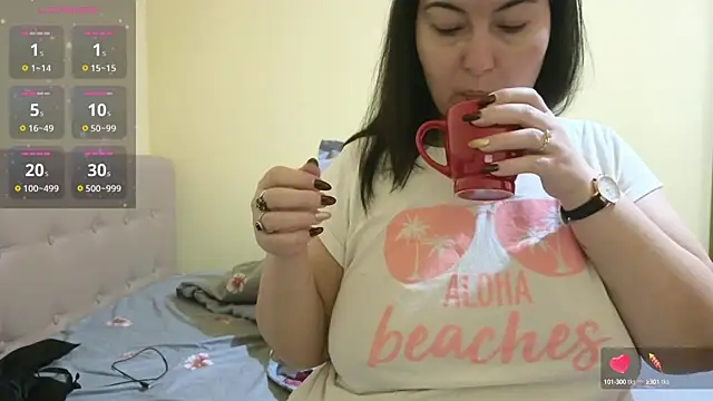 Snapshot of BBW_MILF_4U chatting on 21, 2, 2025 BBW MILF 4U online show from 21, 2, 2025