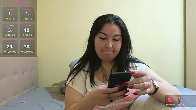 Snapshot of BBW_MILF_4U chatting on 23, 2, 2025 BBW MILF 4U online show from 23, 2, 2025