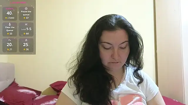 Snapshot of BBW_MILF_4U chatting on 8, 3, 2025 BBW MILF 4U online show from 8, 3, 2025