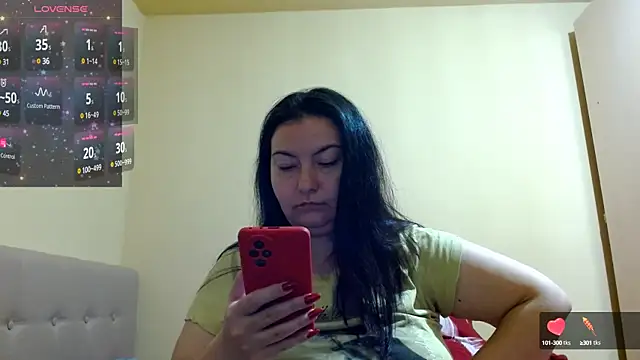 Snapshot of BBW_MILF_4U chatting on 14, 3, 2025 BBW MILF 4U online show from 14, 3, 2025