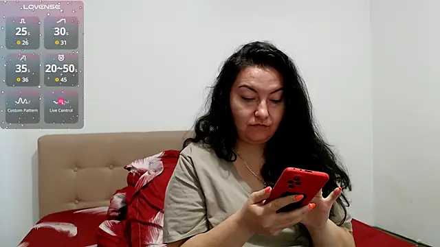 Snapshot of BBW_MILF_4U chatting on 15, 9, 2025 BBW MILF 4U online show from 15, 9, 2025