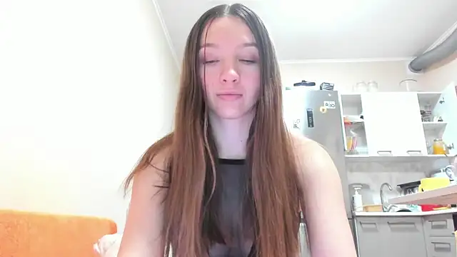 Naughty Molly online show from 4, 12, 2025