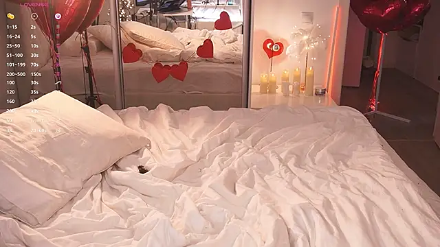 Ffoxyflame online show from 14, 2, 2025