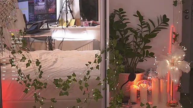 Ffoxyflame online show from 15, 3, 2025