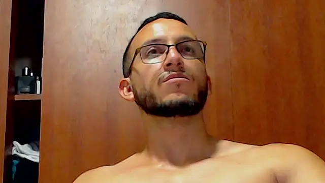 Snapshot of MarcusMilarc chatting on 19, 2, 2025 MarcusMilarc online show from 19, 2, 2025