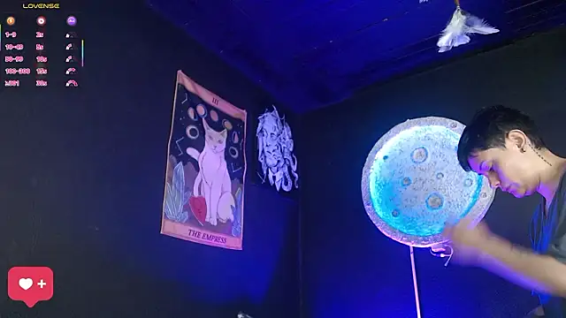 girl intense444 online show from 7, 2, 2026