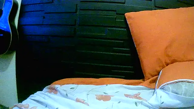 KrikaCat online show from 8, 1, 2025