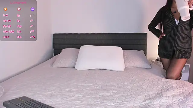 thinysweet online show from 19, 2, 2026