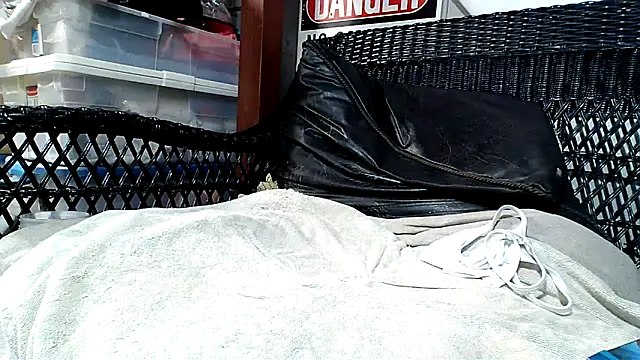 Snapshot of HungHawaiian808@xh chatting on 23, 9, 2025 HungHawaiian808xh online show from 23, 9, 2025