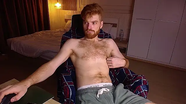 kinkypumpkinboy online show from 17, 6, 2026