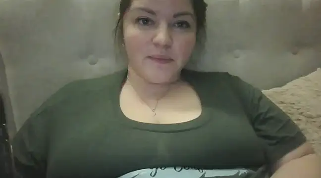 Snapshot of cute__cherry chatting on 10, 1, 2025 cute  cherry online show from 10, 1, 2025