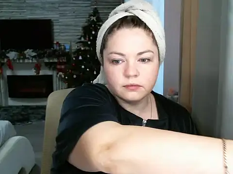 Snapshot of cute__cherry chatting on 25, 2, 2025 cute  cherry online show from 25, 2, 2025