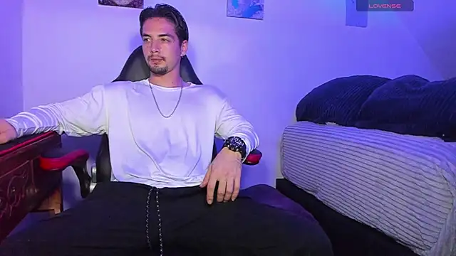 Alex smith00 online show from 19, 1, 2025