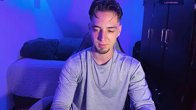 Alex smith00 online show from 13, 2, 2026