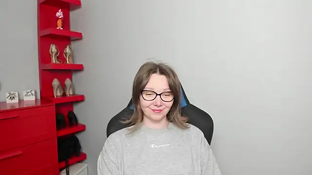 Cookie zoe online show from 20, 4, 2026