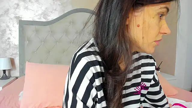 JennaMyers online show from 16, 11, 2025