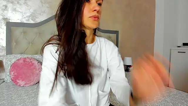 JennaMyers online show from 16, 4, 2026