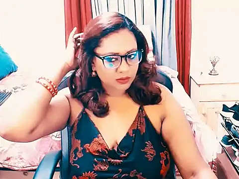 Indianlust69 online show from 5, 3, 2026