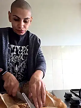 hotSANDRA STARR online show from 10, 10, 2025