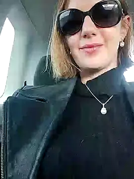 TopsyWilde online show from 15, 12, 2024