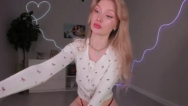 sugar club online show from 24, 10, 2025