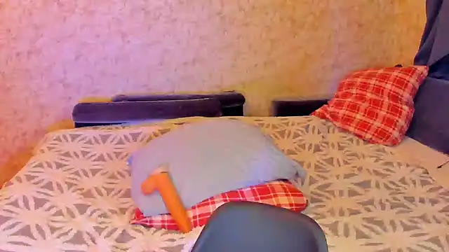 Snapshot of Leliana_Fucker chatting on 19, 12, 2024 Leliana Fucker online show from 19, 12, 2024