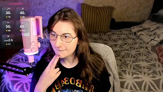Snapshot of Leliana_Fucker chatting on 10, 8, 2026 Leliana Fucker online show from 10, 8, 2026