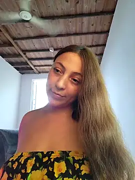 VickyHoult online show from 6, 1, 2025