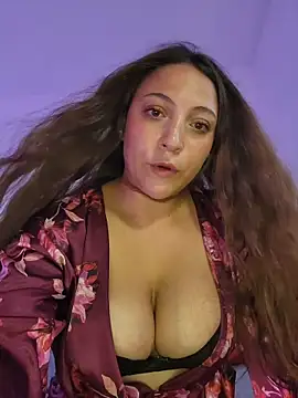 VickyHoult online show from 11, 10, 2025