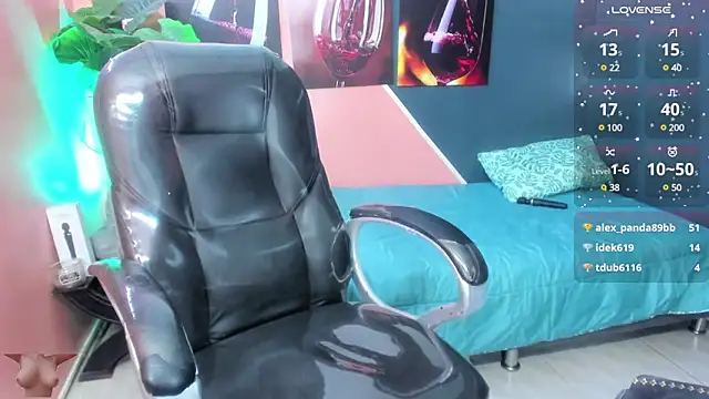 Snapshot of pearl_weet chatting on 26, 1, 2025 pearl weet online show from 26, 1, 2025