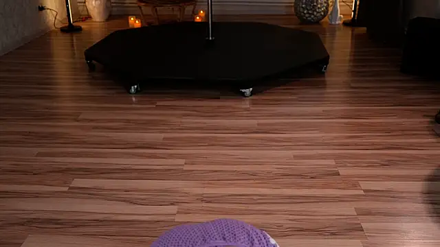 KittyCaitlin online show from 27, 3, 2026