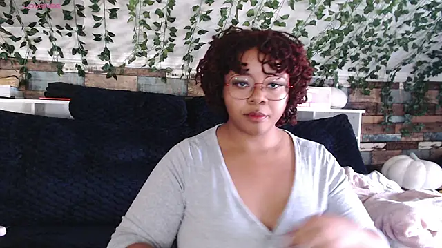 Snapshot of -khayaparker chatting on 19, 12, 2024 -khayaparker online show from 19, 12, 2024