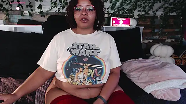 Snapshot of -khayaparker chatting on 23, 12, 2024 -khayaparker online show from 23, 12, 2024