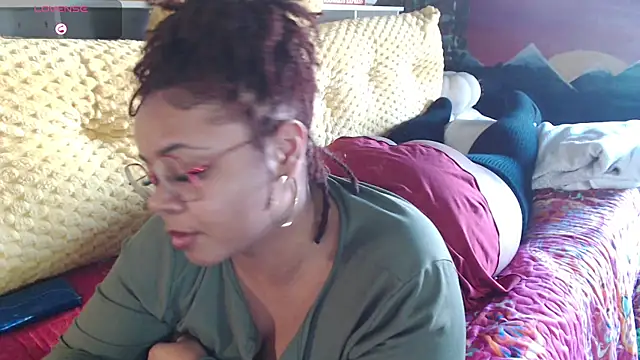 Snapshot of -khayaparker chatting on 8, 1, 2025 -khayaparker online show from 8, 1, 2025