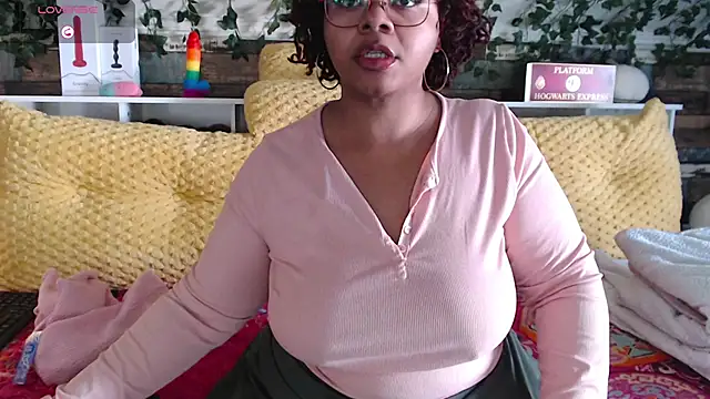 Snapshot of -khayaparker chatting on 11, 1, 2025 -khayaparker online show from 11, 1, 2025