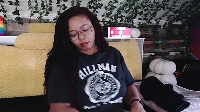 Snapshot of -khayaparker chatting on 11, 2, 2025 -khayaparker online show from 11, 2, 2025