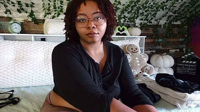 Snapshot of -khayaparker chatting on 3, 3, 2025 -khayaparker online show from 3, 3, 2025