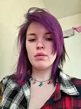 LazyTanukii online show from 5, 2, 2025