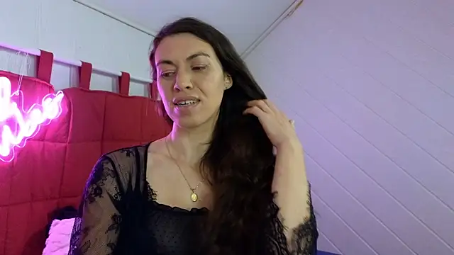 Snapshot of TiffanyDollxxx chatting on 14, 12, 2025 TiffanyDollxxx online show from 14, 12, 2025