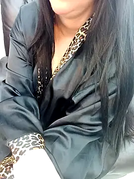 Snapshot of Queen_sousou chatting on 31, 1, 2025 Queen sousou online show from 31, 1, 2025