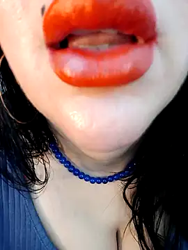 Snapshot of Queen_sousou chatting on 6, 2, 2025 Queen sousou online show from 6, 2, 2025