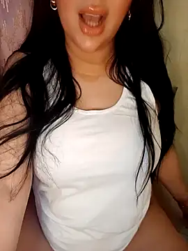 Snapshot of Queen_sousou chatting on 8, 3, 2025 Queen sousou online show from 8, 3, 2025