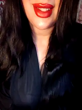 Snapshot of Queen_sousou chatting on 12, 9, 2025 Queen sousou online show from 12, 9, 2025