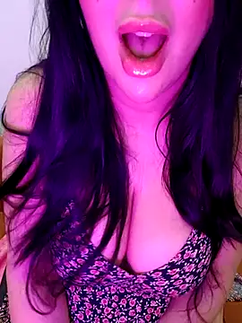 Snapshot of Queen_sousou chatting on 14, 6, 2026 Queen sousou online show from 14, 6, 2026