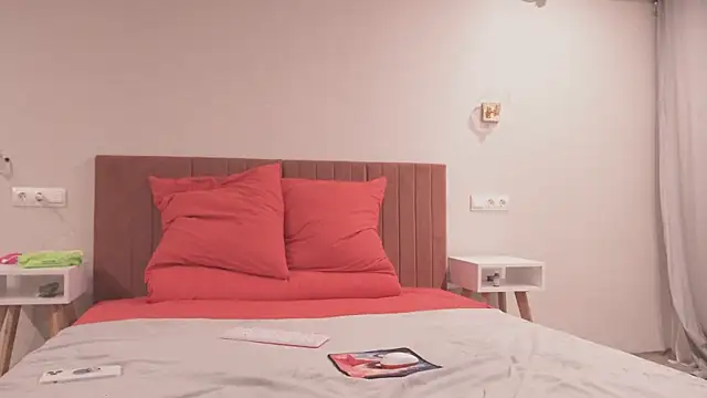 FluffyHat online show from 18, 1, 2025