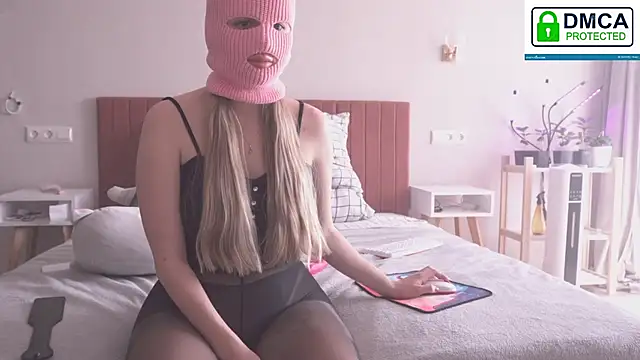 FluffyHat online show from 3, 3, 2025