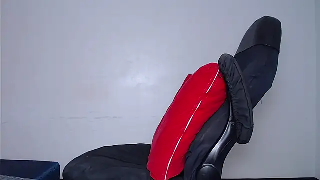 SweetLight online show from 3, 12, 2025