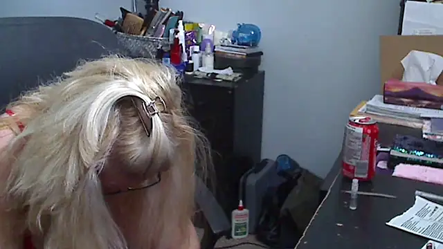 Snapshot of XTRAHORNYONE chatting on 25, 2, 2025 XTRAHORNYONE online show from 25, 2, 2025