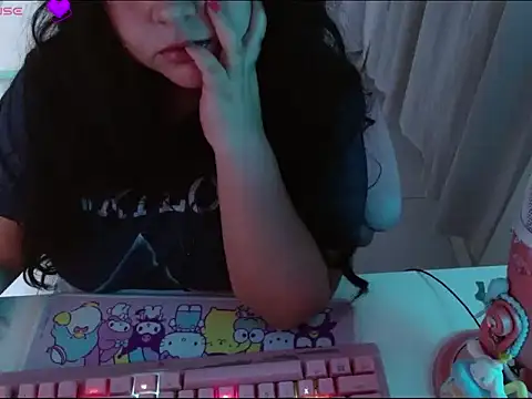 KittyK3 online show from 9, 9, 2025