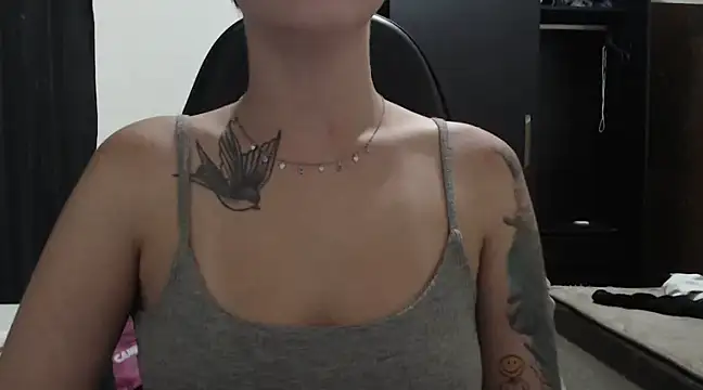 Snapshot of Mivyy chatting on 19, 2, 2025 Mivyy online show from 19, 2, 2025